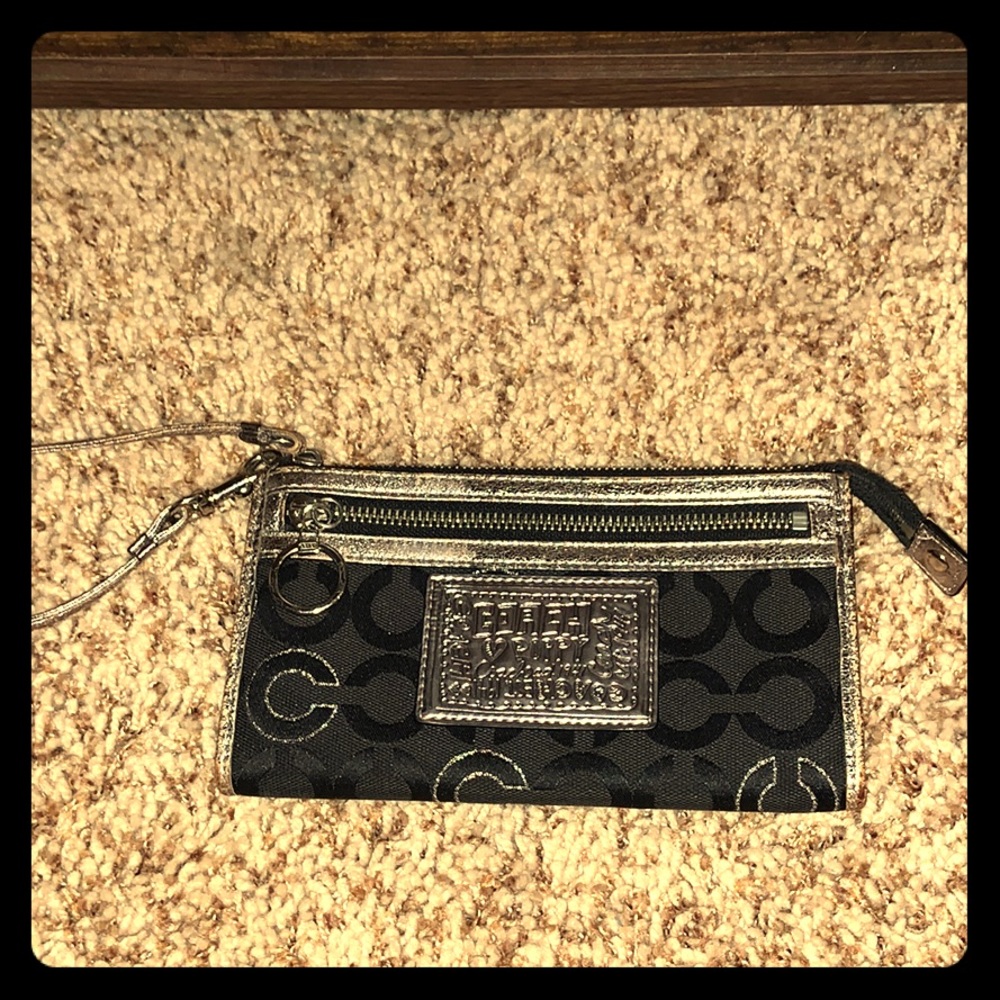 Coach Poppy wallet